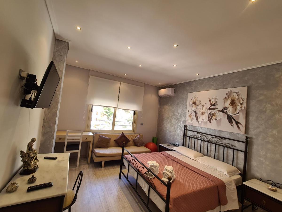 Luxury Seafront Apartments Sarandë Cameră foto