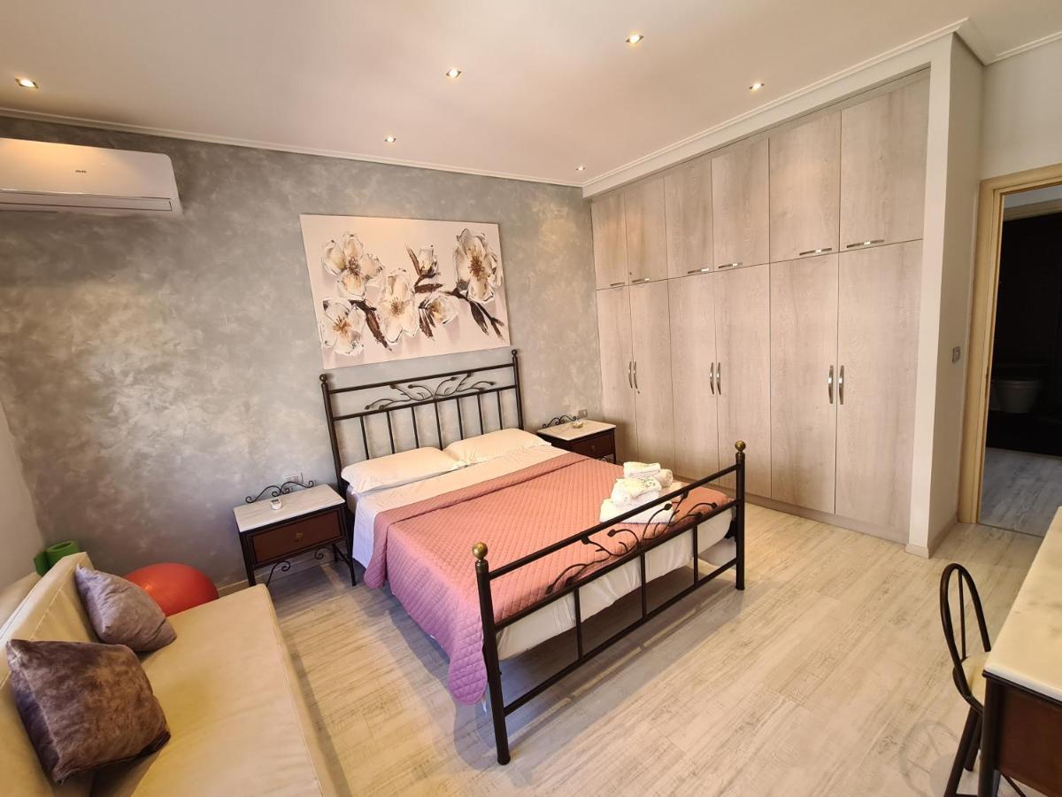 Luxury Seafront Apartments Sarandë Cameră foto